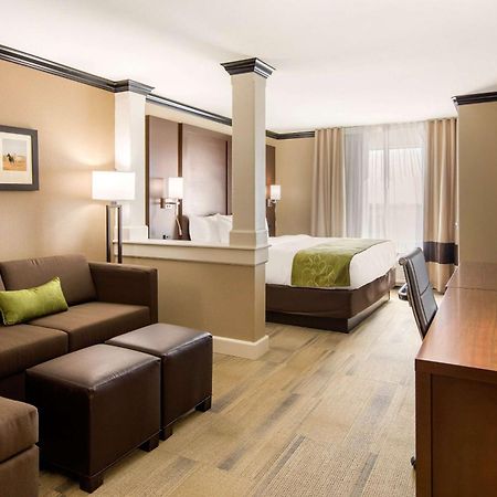 Comfort Suites Liberal Kültér fotó