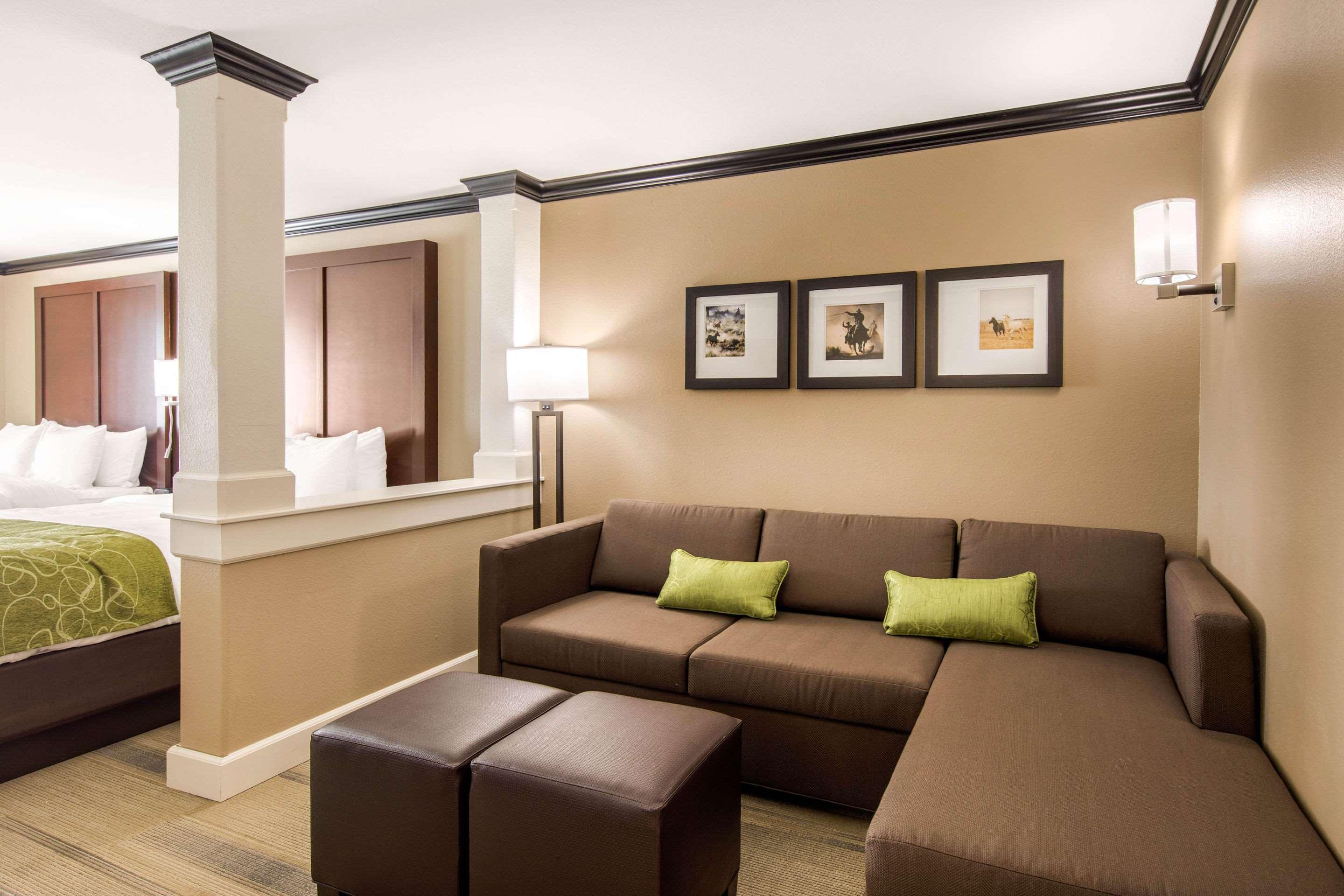 Comfort Suites Liberal Kültér fotó