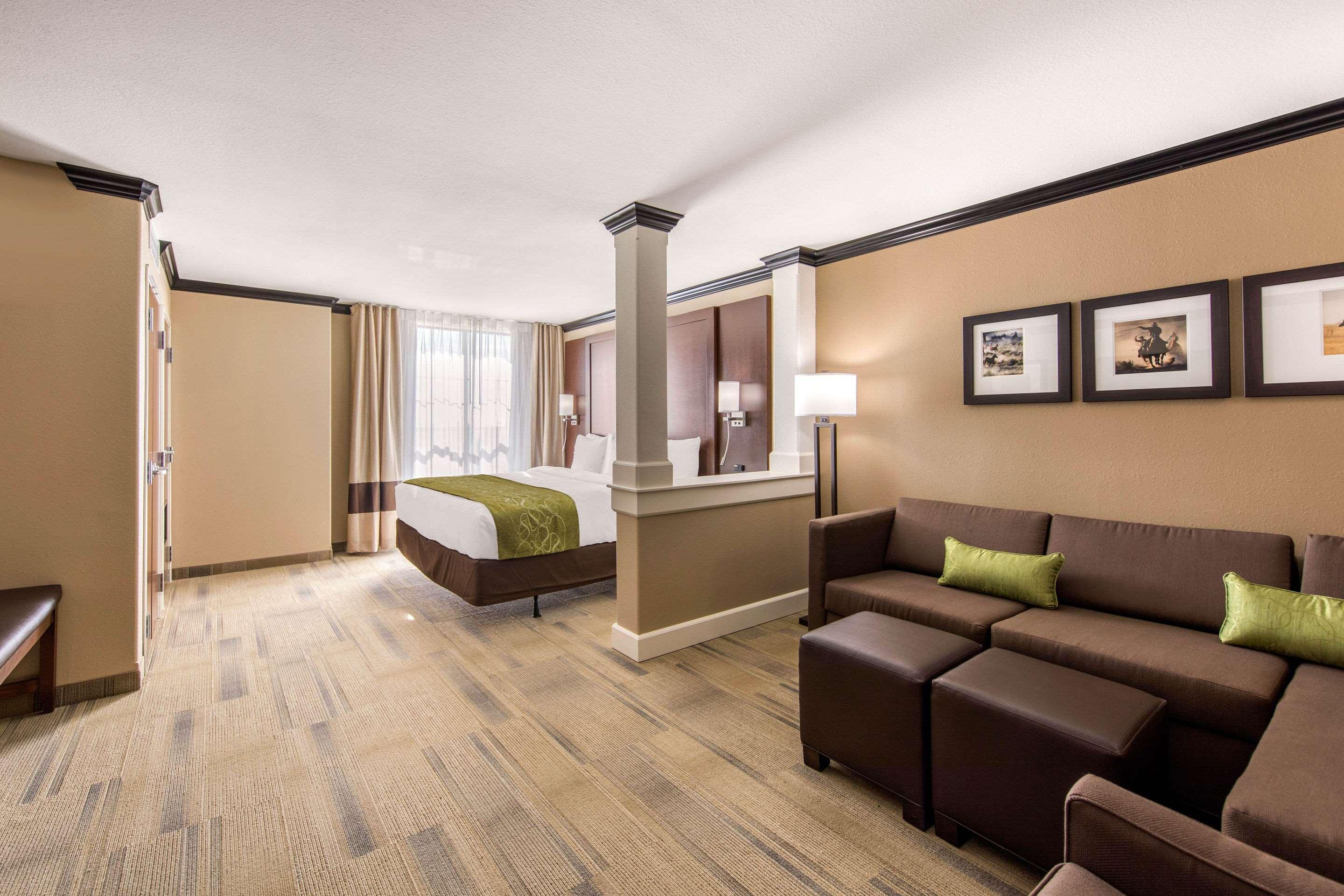 Comfort Suites Liberal Kültér fotó
