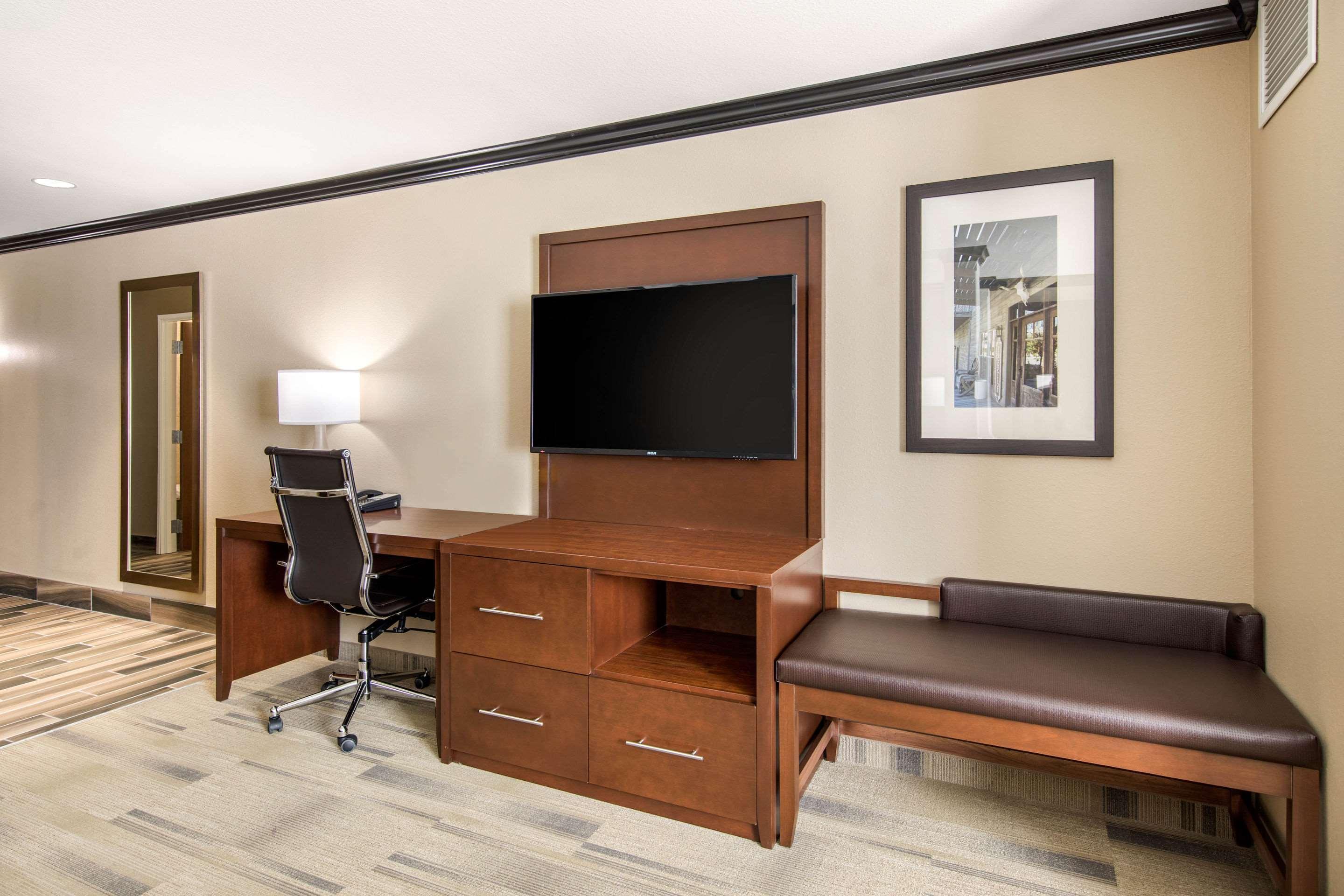 Comfort Suites Liberal Kültér fotó