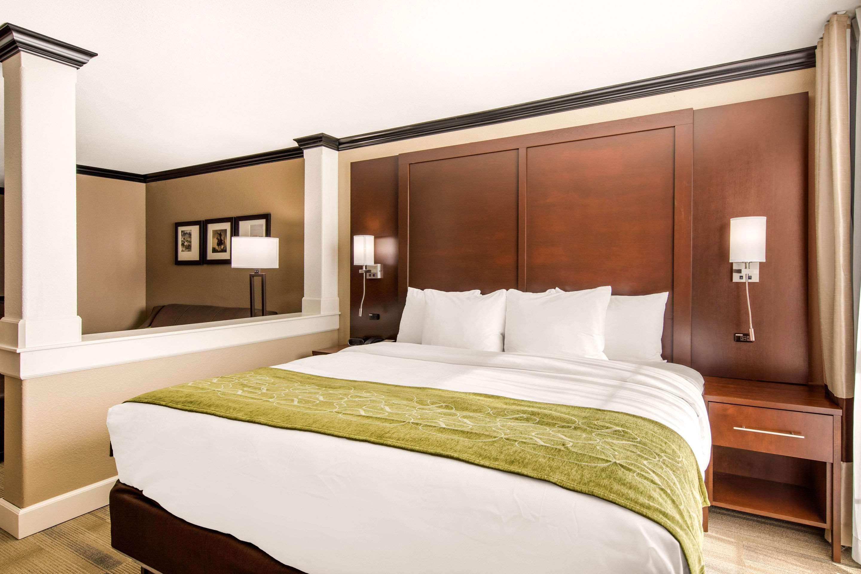 Comfort Suites Liberal Kültér fotó