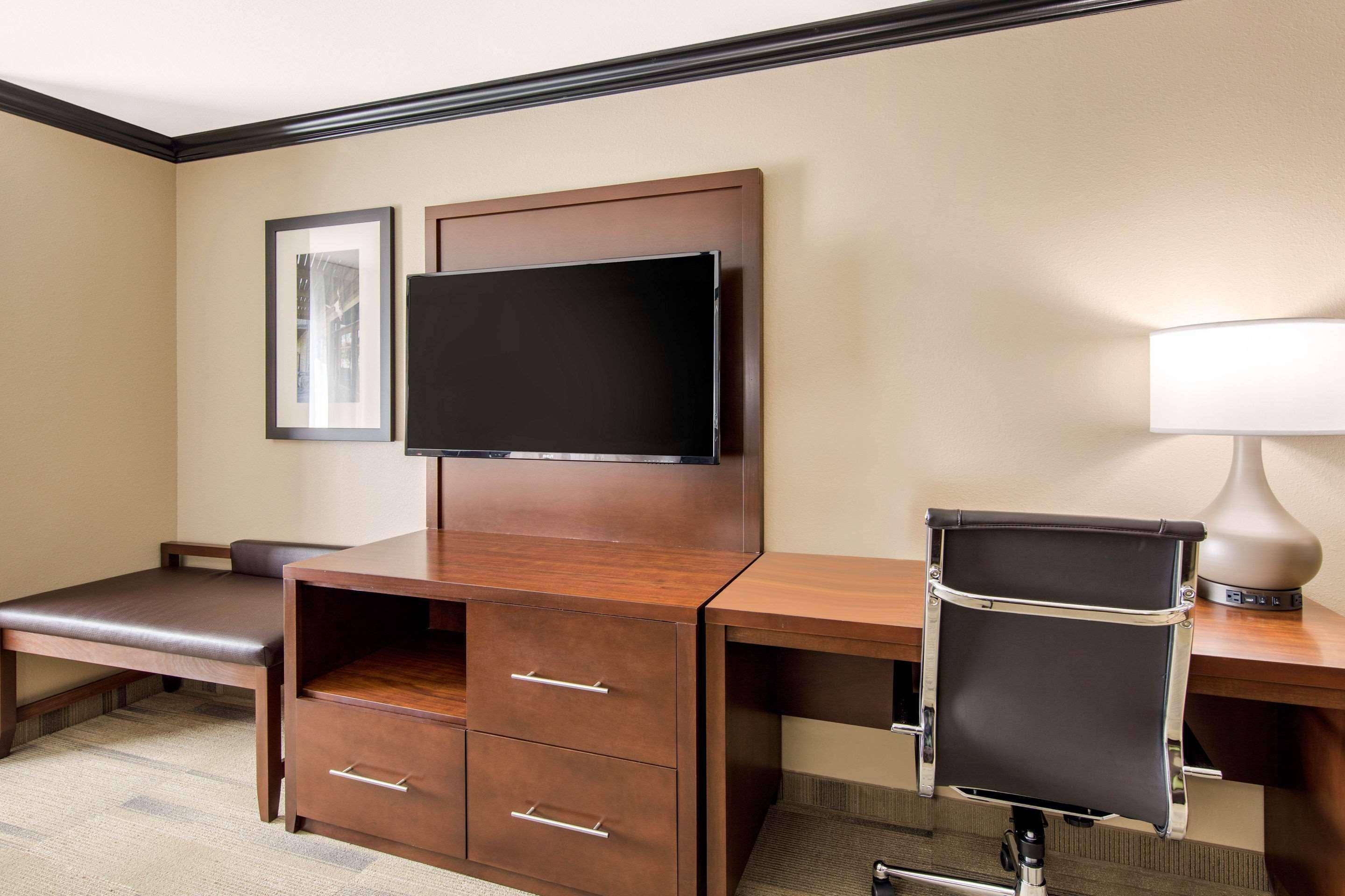 Comfort Suites Liberal Kültér fotó