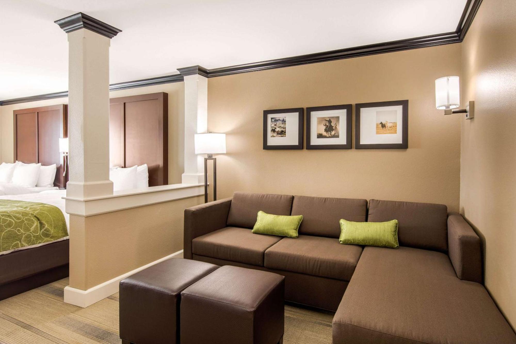 Comfort Suites Liberal Kültér fotó