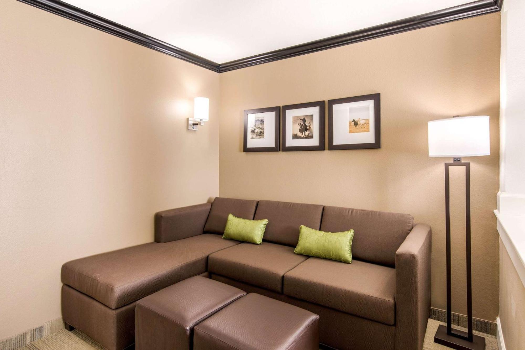 Comfort Suites Liberal Kültér fotó